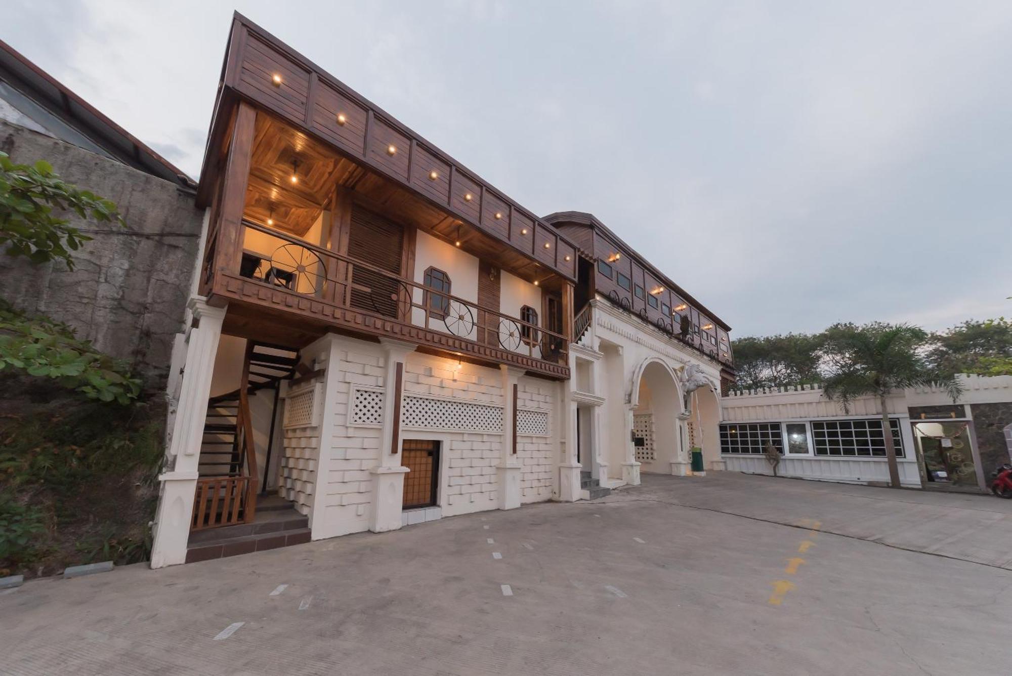 Urbanview Hotel Cianjur City Park By Reddoorz Екстериор снимка