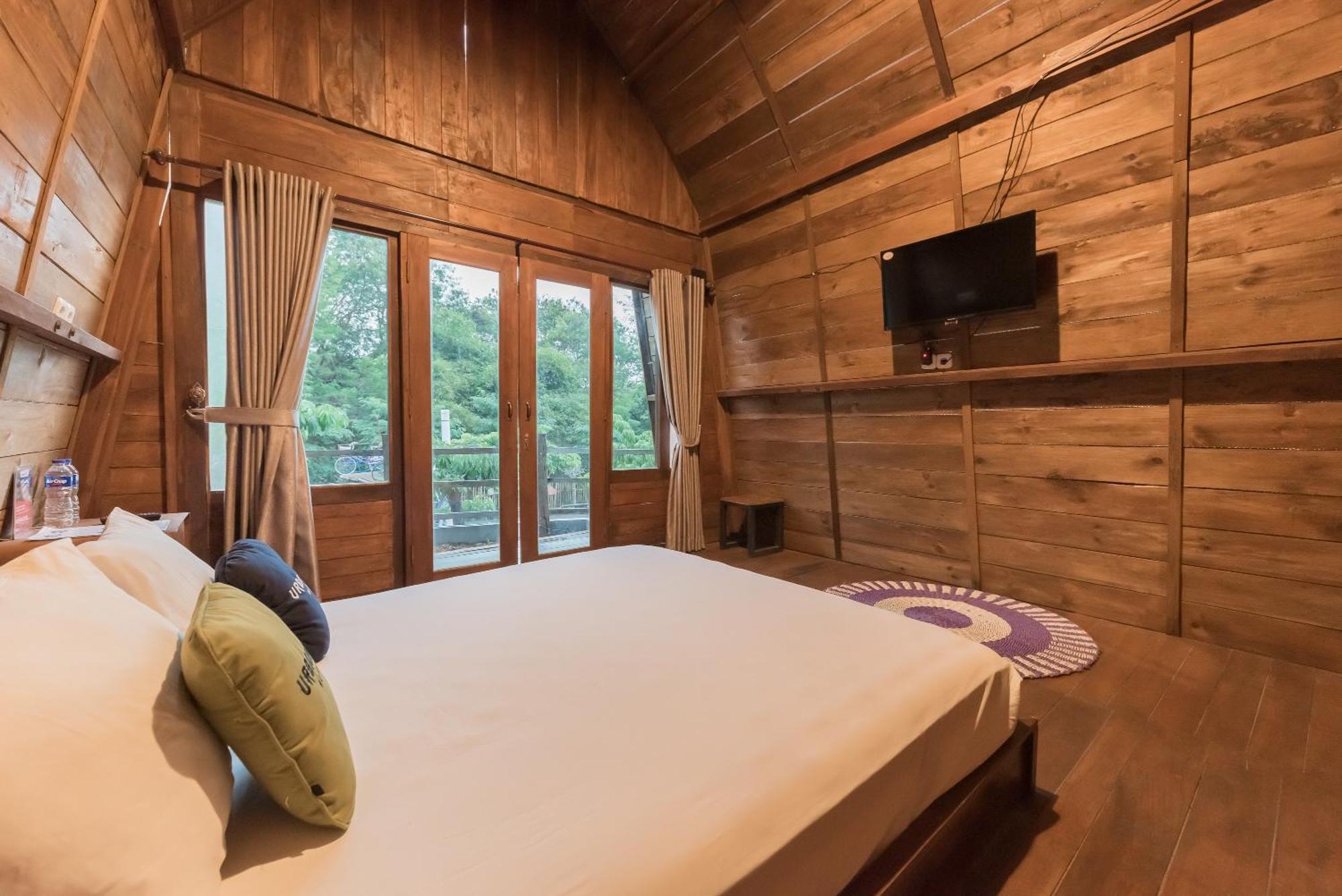 Urbanview Hotel Cianjur City Park By Reddoorz Екстериор снимка